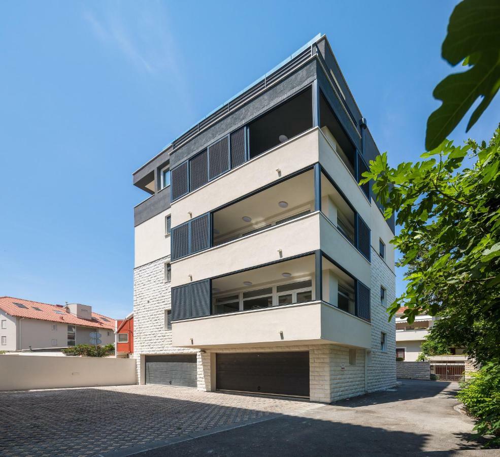 Villa Muller Apartments Сплит Екстериор снимка
